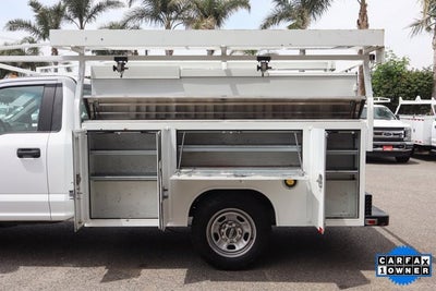 2017 Ford Super Duty F-350 SRW XL