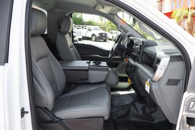 2024 Ford F-450SD XL