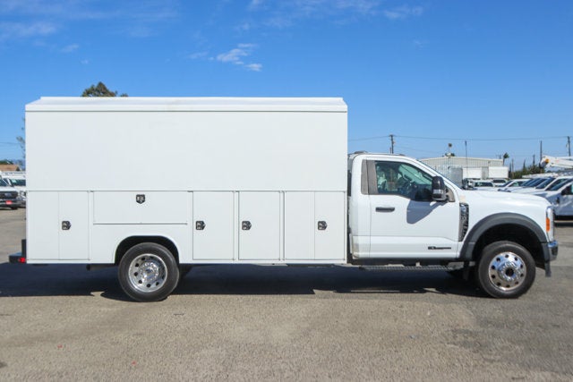 2023 Ford Super Duty F-550 DRW XL