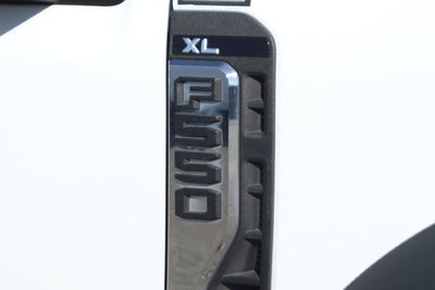 2023 Ford Super Duty F-550 DRW XL