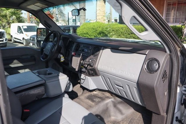 2015 Ford F-550SD XL