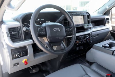 2024 Ford F-550SD XL