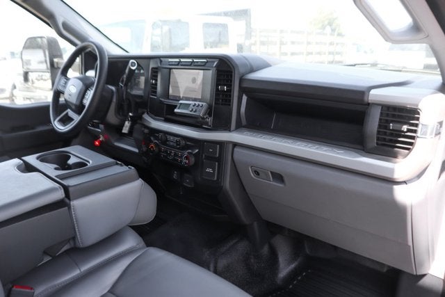 2024 Ford F-550SD XL