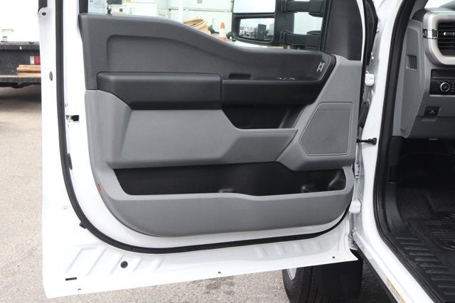 2024 Ford F-550SD XL
