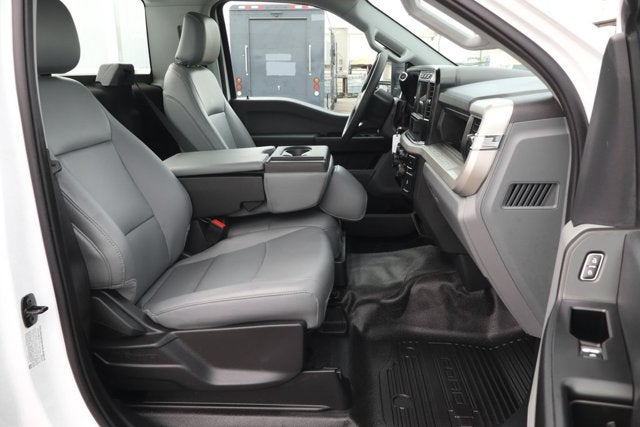 2024 Ford F-550SD XL