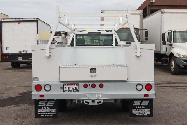 2024 Ford F-550SD XL