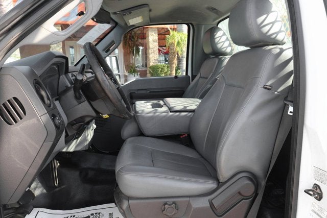 2015 Ford F-550SD XL