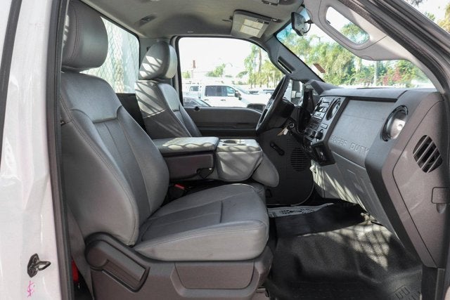 2015 Ford F-550SD XL