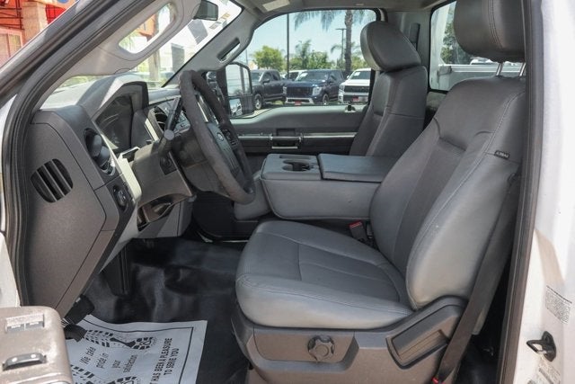 2016 Ford F-550SD XL