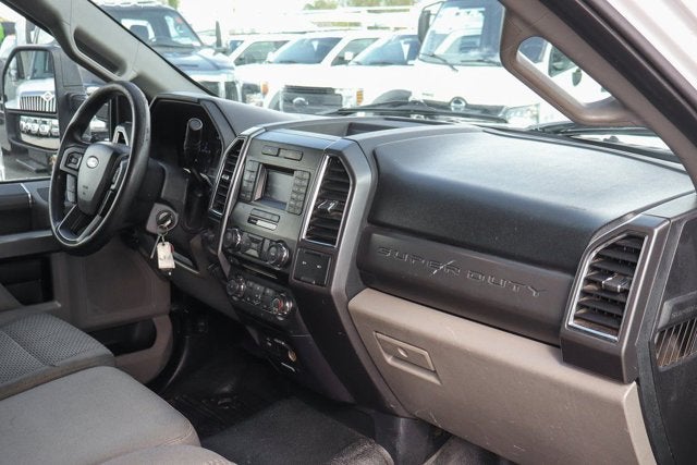 2017 Ford F-550SD XLT