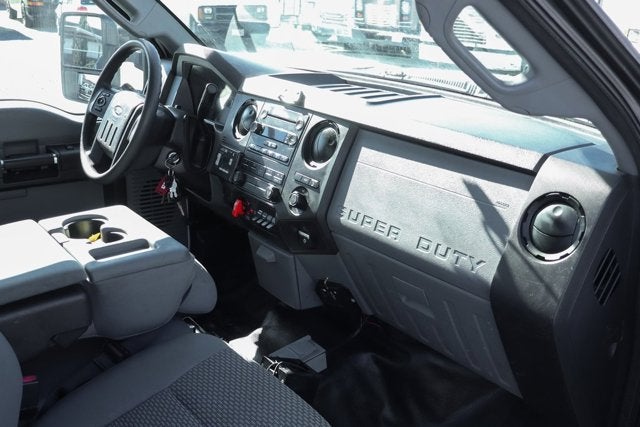 2013 Ford F-550SD XL