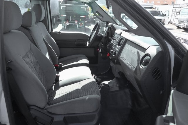 2013 Ford F-550SD XL