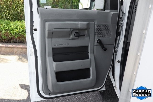 2018 Ford E-350SD Base