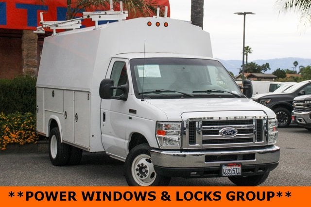2014 Ford E-350SD Base