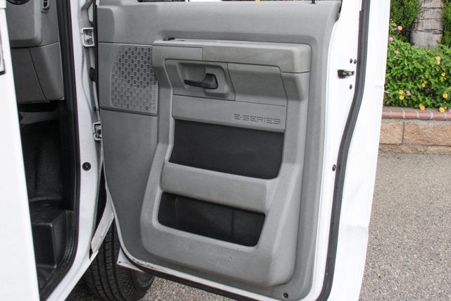 2014 Ford E-350SD Base