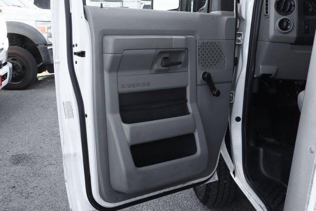 2016 Ford E-350SD Base