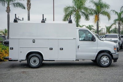 2024 Ford E-350SD Base
