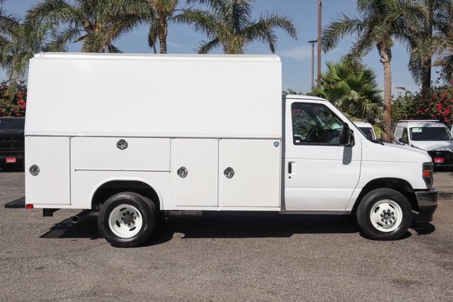 2024 Ford E-350SD Base