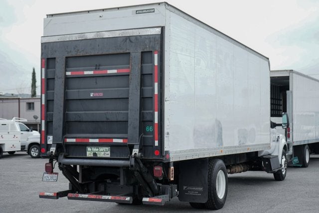 2017 Ford F-650SD Base