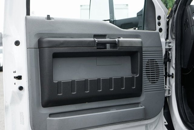 2017 Ford F-650SD Base