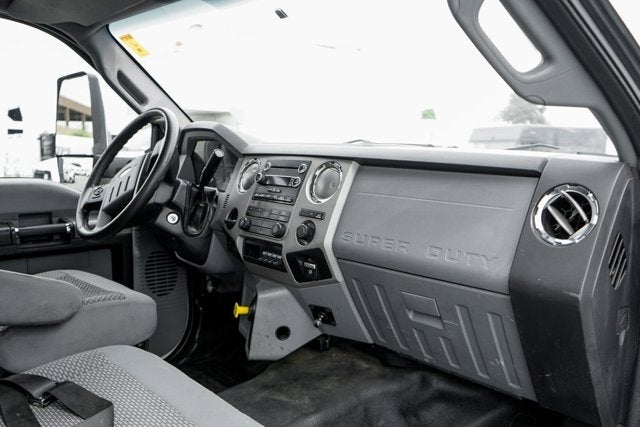 2017 Ford F-650SD Base