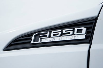 2017 Ford F-650SD Base