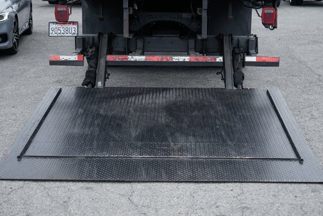 2017 Ford F-650SD Base