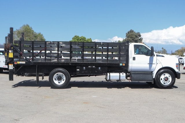 2017 Ford F-750SD Base