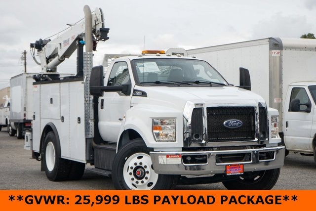 2019 Ford F-750SD Base