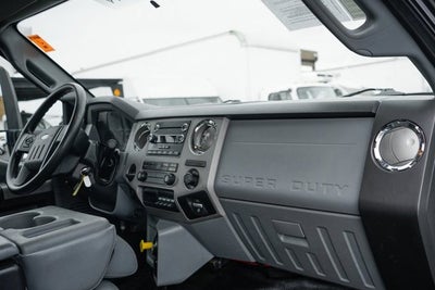2019 Ford F-750SD Base