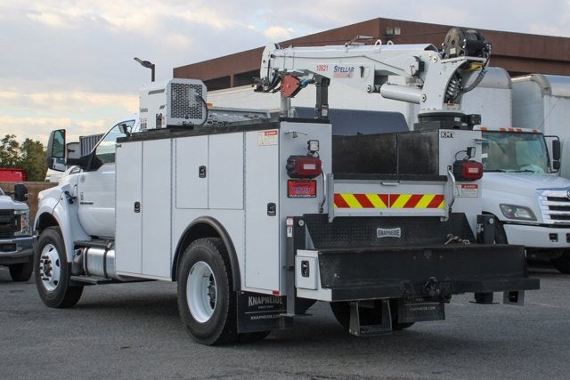 2019 Ford F-750SD Base