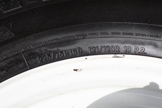 2023 Ford E-450SD Base