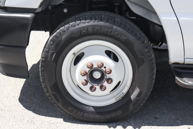 2024 Ford E-450SD Base