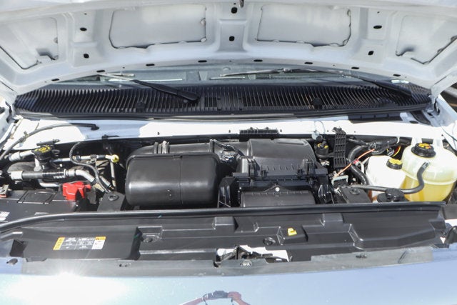 2022 Ford E-Series Cutaway Base