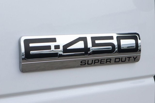 2018 Ford E-450SD Base
