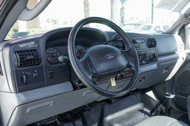 2006 Ford F-450SD XL