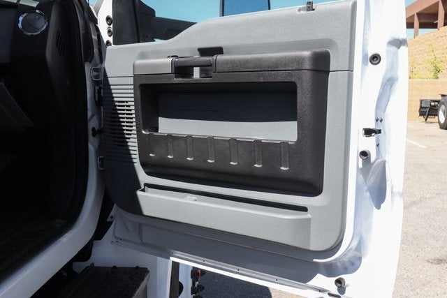 2022 Ford F-750SD Base