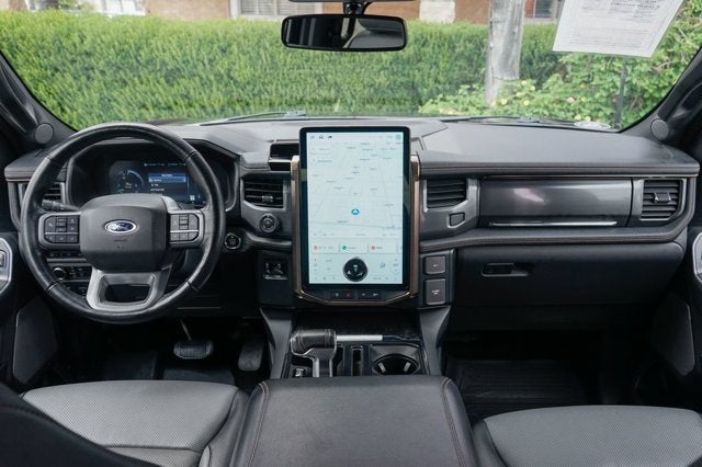 2022 Ford F-150 Lightning Lariat