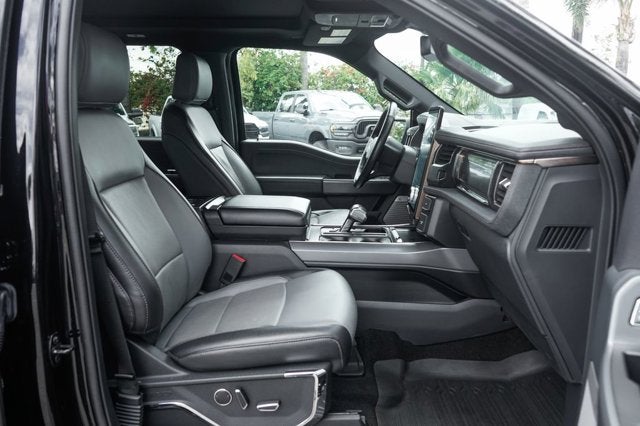 2022 Ford F-150 Lightning Lariat