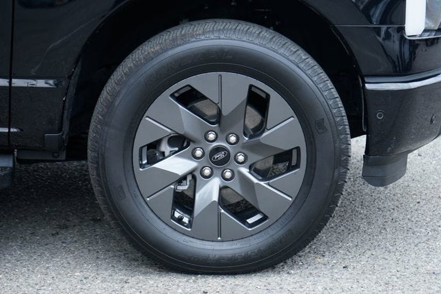2022 Ford F-150 Lightning Lariat