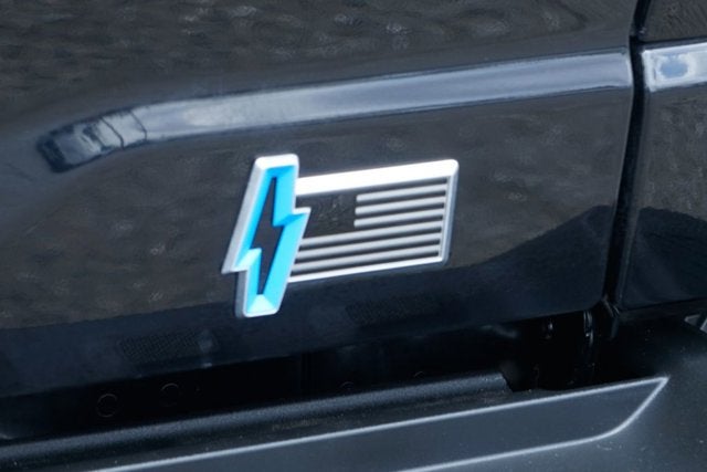2022 Ford F-150 Lightning Lariat