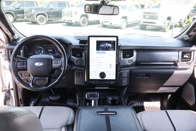 2022 Ford F-150 Lightning Platinum