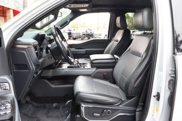 2023 Ford F-150 Lightning Lariat