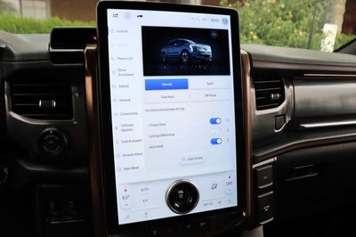 2023 Ford F-150 Lightning Lariat