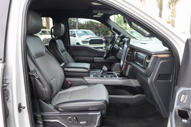 2023 Ford F-150 Lightning Lariat
