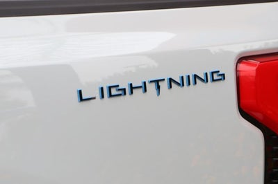 2023 Ford F-150 Lightning Lariat