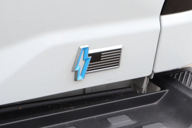 2023 Ford F-150 Lightning Lariat