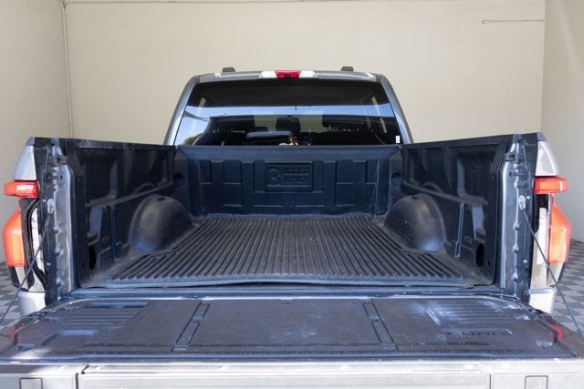 2024 Ford F-150 Lightning Flash