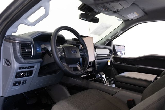 2024 Ford F-150 Lightning Flash