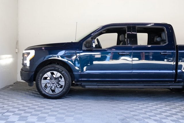 2024 Ford F-150 Lightning Lariat